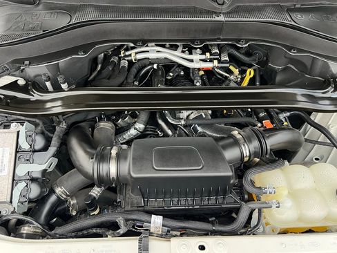 Used 2023 Ford Explorer King Ranch w/ Technology Package image 53