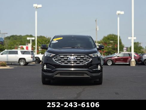 Used 2024 Ford Edge Titanium AWD/4WD image 2