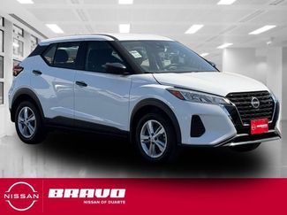 Used 2025 Nissan Kicks Play S FWD video 1