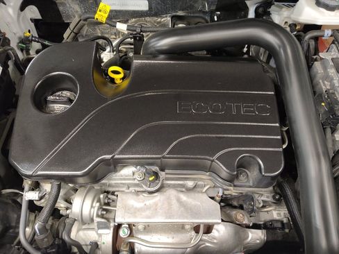 Used 2024 Chevrolet Equinox LT w/ LPO, Floor Liner Package image 30