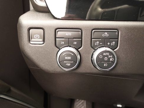 Used 2024 GMC Sierra 1500 Elevation image 45