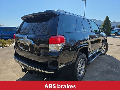 Used 2012 Toyota 4Runner SR5 image 6