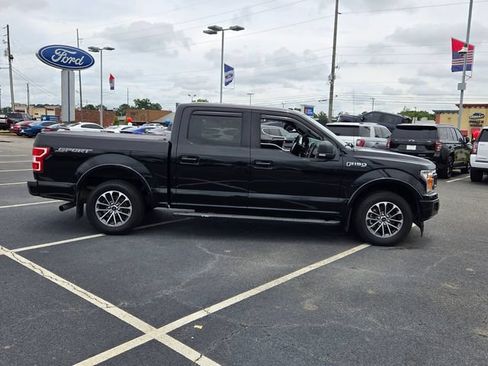 Used 2018 Ford F150 XLT w/ Equipment Group 301A Mid RWD image 9