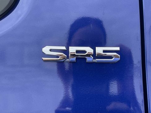 Used 2024 Toyota Tacoma SR5 w/ SR5 Upgrade Package RWD image 12