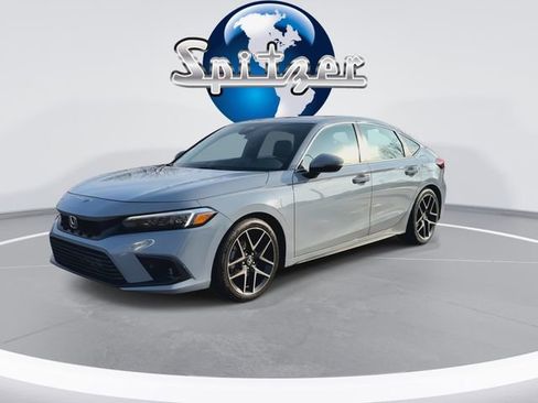 Used 2023 Honda Civic Sport Touring image 4