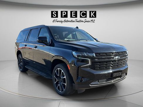 Used 2024 Chevrolet Suburban RST w/ Luxury Package AWD/4WD image 14