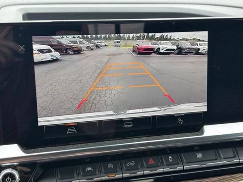New 2026 GMC Sierra 1500 Elevation w/ Preferred Package AWD/4WD image 5