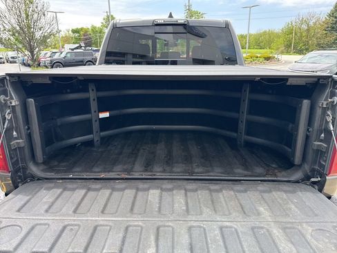 Used 2019 RAM 1500 Laramie AWD/4WD image 18