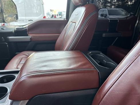 Used 2020 Ford F250 Platinum w/ FX4 Off-Road Package image 26