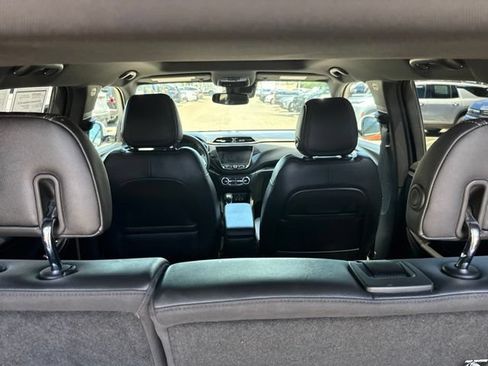 Used 2023 Chevrolet TrailBlazer ACTIV w/ Sun and Liftgate Package AWD/4WD image 12