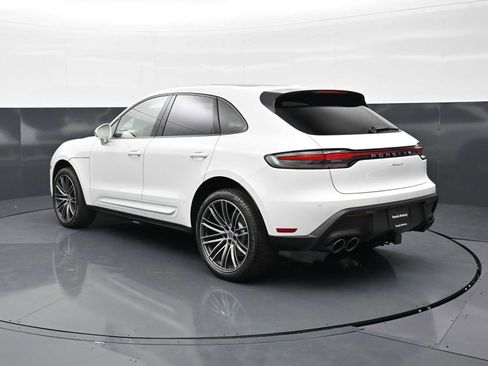 New 2026 Porsche Macan AWD/4WD image 3