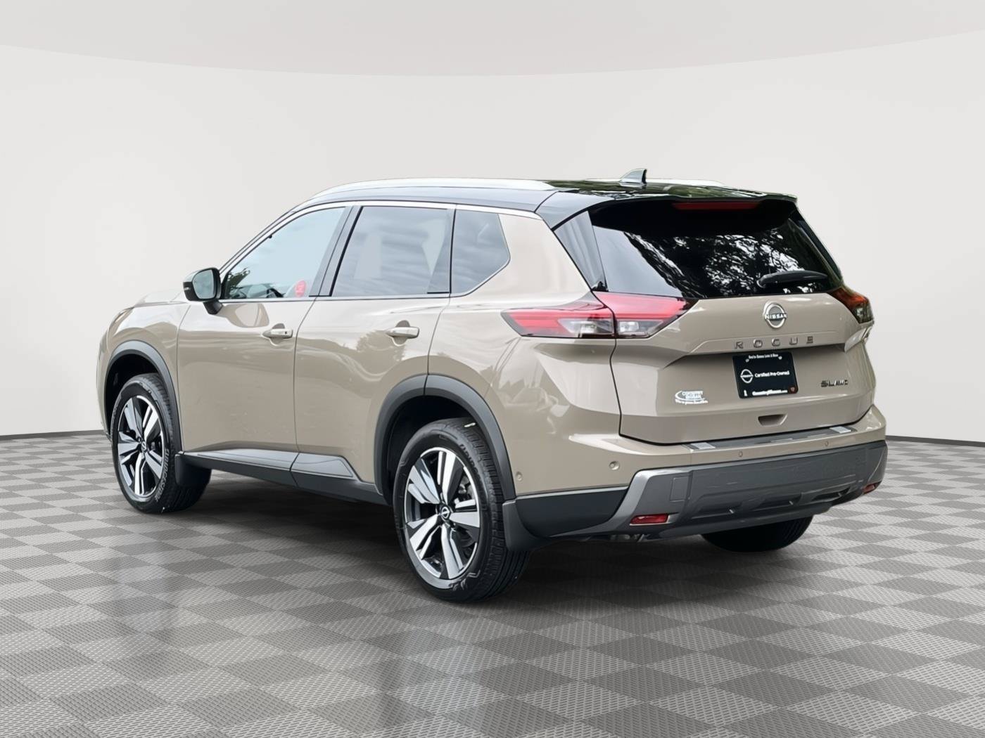 Certified 2024 Nissan Rogue SL w/ SL Premium Package AWD/4WD image 7