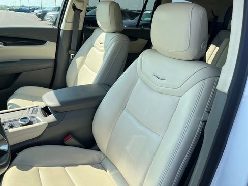 Used 2024 Cadillac XT6 Premium Luxury w/ LPO, Floor Liner Package AWD/4WD image 12