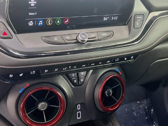 Used 2023 Chevrolet Blazer RS w/ Enhanced Convenience Package FWD image 13