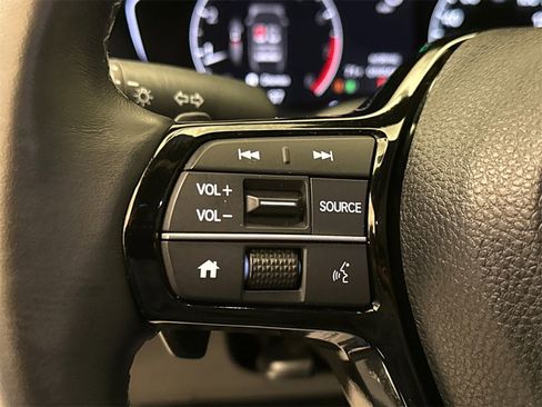 Certified 2025 Honda Civic Sport image 30