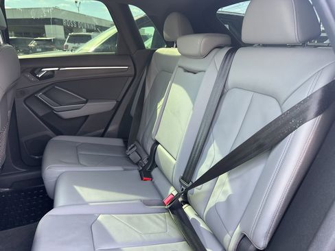 Used 2021 Audi Q3 2.0T Premium w/ 20" Wheel Package image 12