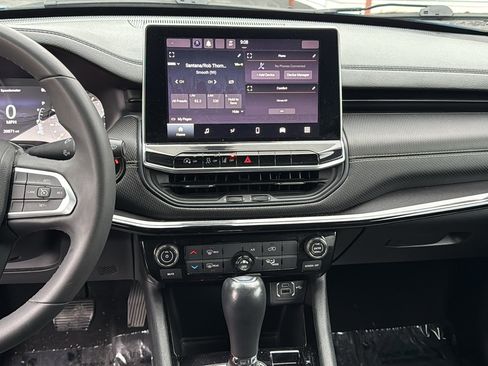 Used 2022 Jeep Compass Altitude image 20