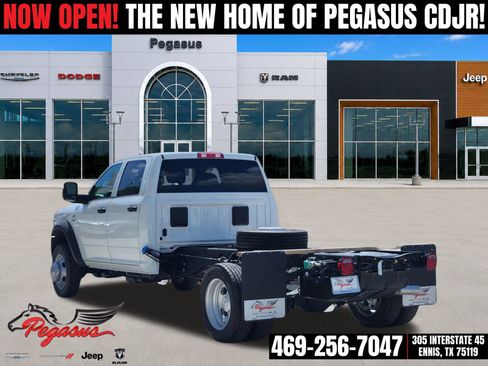 New 2026 RAM 5500 Tradesman w/ Chrome Appearance Group AWD/4WD image 4