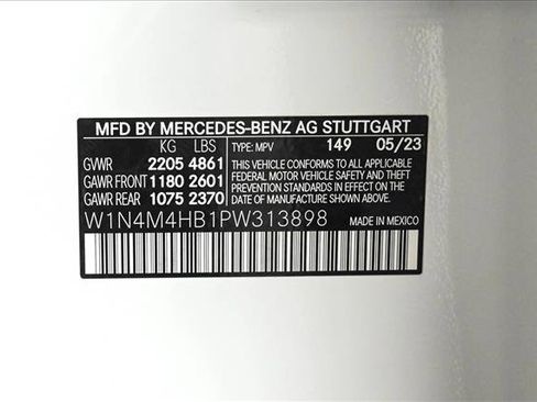 Used 2023 Mercedes-Benz GLB 250 4MATIC image 27