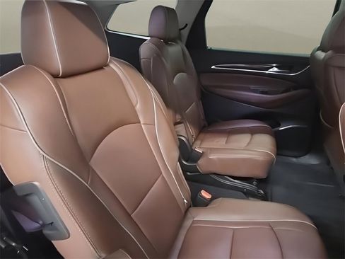 Used 2021 Buick Enclave Avenir w/ Avenir Technology Package image 18