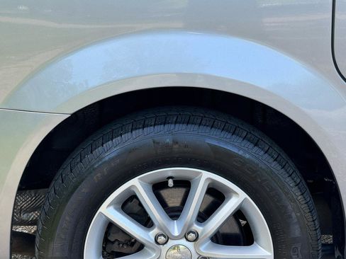 Used 2015 Dodge Grand Caravan SXT FWD image 25