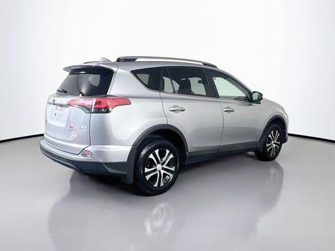 Used 2017 Toyota RAV4 LE w/ All Weather Liner Package AWD/4WD image 8