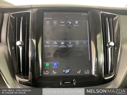 Used 2019 Volvo XC60 T5 Momentum w/ Premium Package FWD image 35