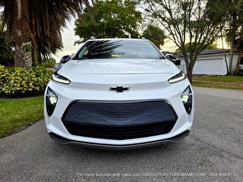 Used 2022 Chevrolet Bolt EUV LT w/ Driver Confidence Package image 27