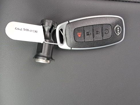 New 2025 Nissan Armada SV image 30