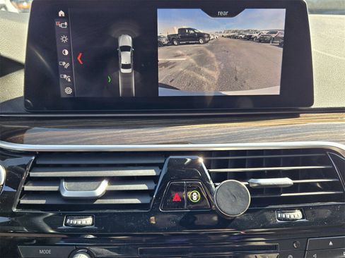 Used 2019 BMW 530i w/ Convenience Package image 15