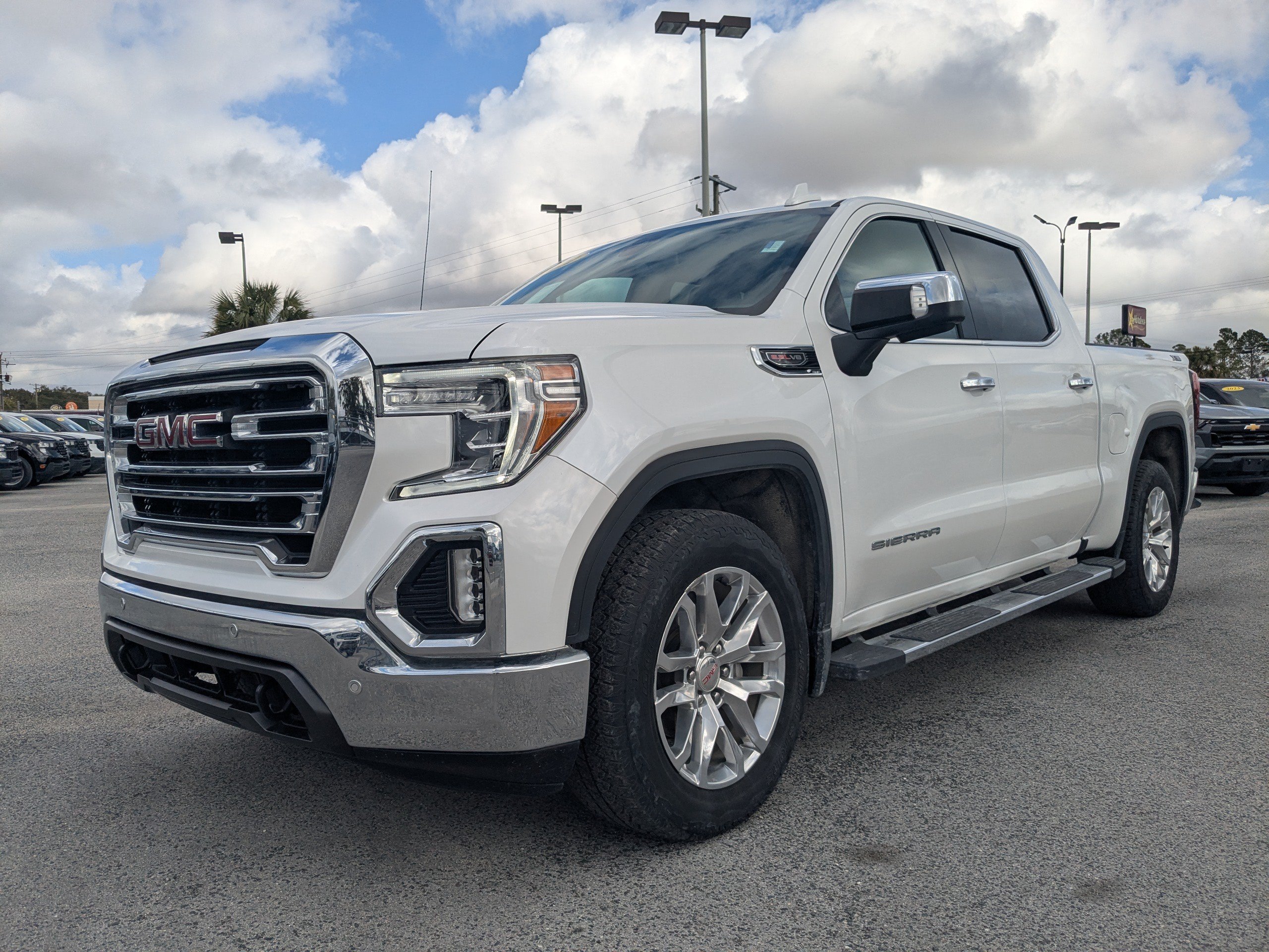 Used 2022 GMC Sierra 1500 SLT w/ SLT Premium Plus Package AWD/4WD image 7