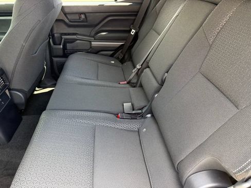 Used 2026 Toyota 4Runner SR5 AWD/4WD image 31