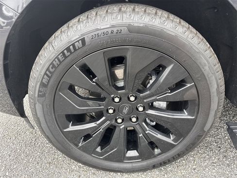 Used 2025 Ford Expedition Platinum w/ Stealth Appearance Package image 11