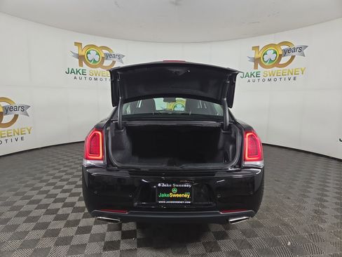 Used 2023 Chrysler 300 Touring L w/ Popular Equipment Group AWD/4WD image 33