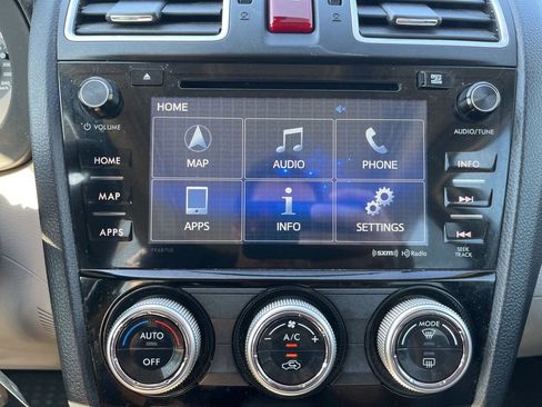 Used 2016 Subaru Forester 2.5i Limited image 16