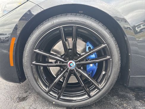Used 2022 BMW M440i Coupe image 9