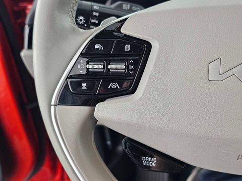 Used 2023 Kia Niro Wind image 28