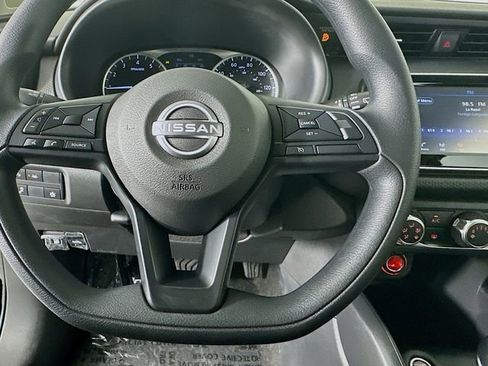 New 2025 Nissan Kicks Play S FWD image 14