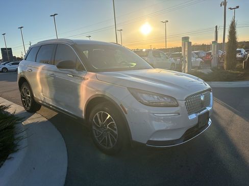 Used 2020 Lincoln Corsair FWD w/ Equipment Group 101A image 3