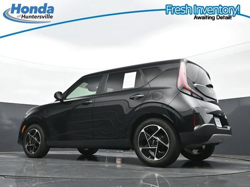 Used 2024 Kia Soul EX FWD image 32
