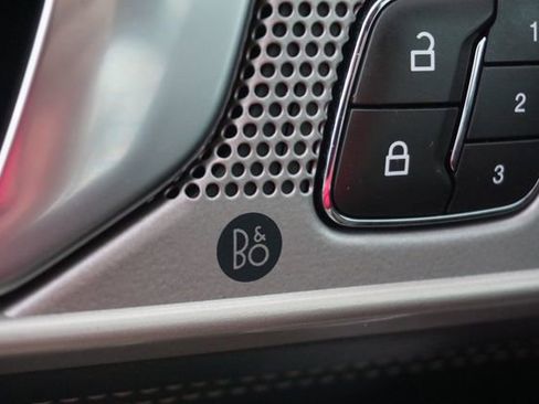 Certified 2022 Ford Explorer Limited w/ Equipment Group 301A image 14