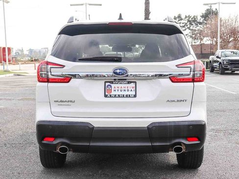 Used 2023 Subaru Ascent Premium w/ Convenience Package image 7