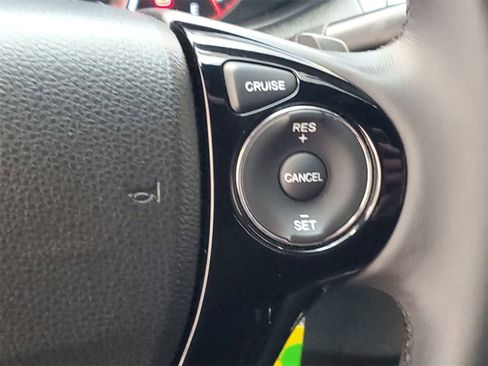 Used 2016 Honda Accord Sport image 9