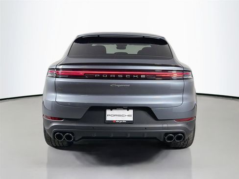 Certified 2026 Porsche Cayenne Coupe AWD/4WD image 6