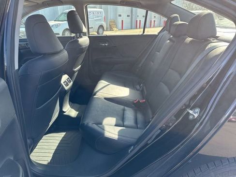 Used 2017 Honda Accord EX-L image 13