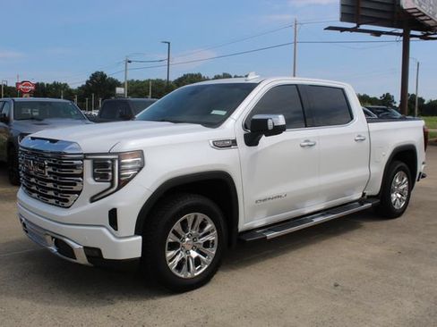 Used 2022 GMC Sierra 1500 Denali AWD/4WD image 1