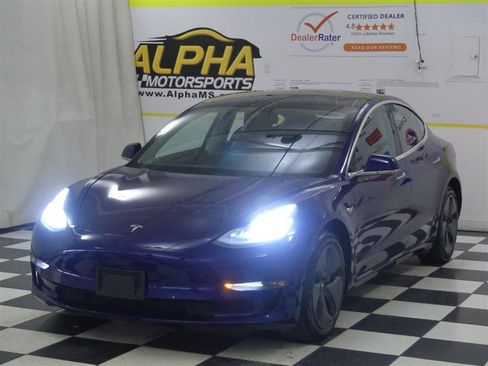 Used 2018 Tesla Model 3 Long Range AWD/4WD image 3