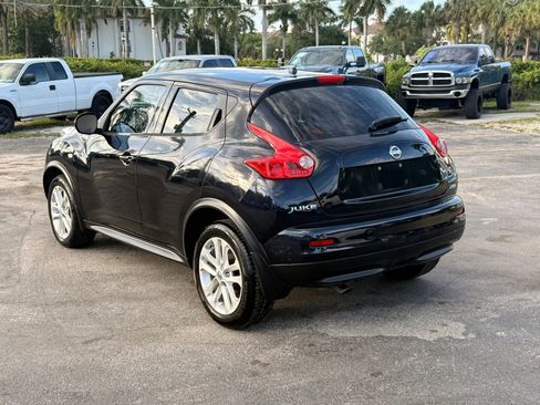Used 2014 Nissan Juke S FWD image 5