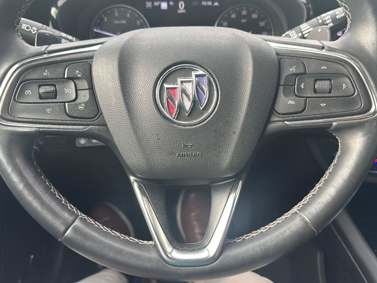 Used 2022 Buick Envision Avenir w/ Technology Package II AWD/4WD image 12