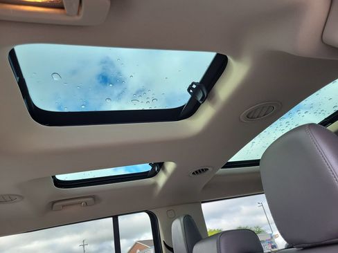 Certified 2019 Ford Flex SEL w/ Equipment Group 202A AWD/4WD image 18